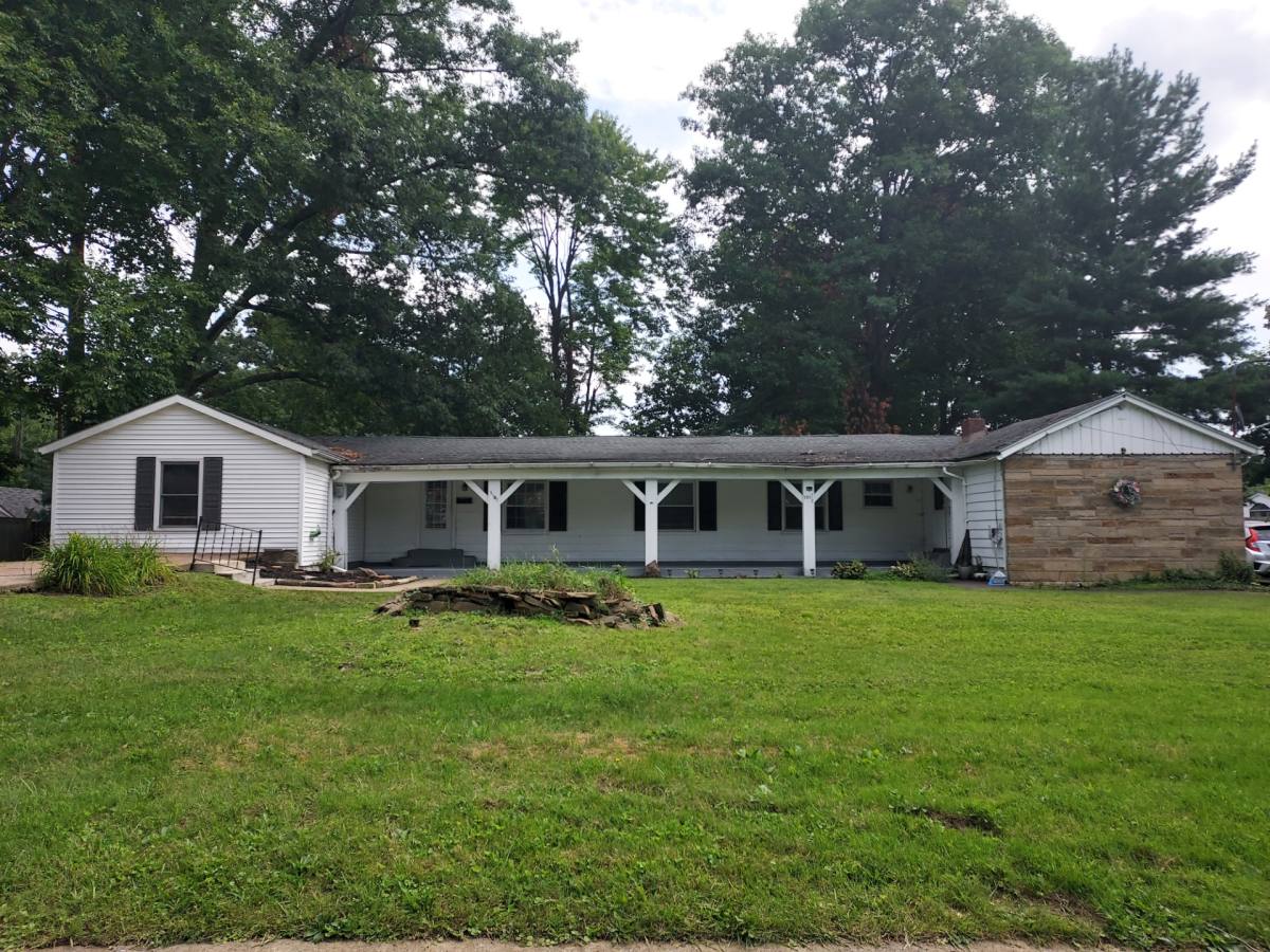 Apartment for rent at 5103 Firnley Ave, Youngstown, OH 44512