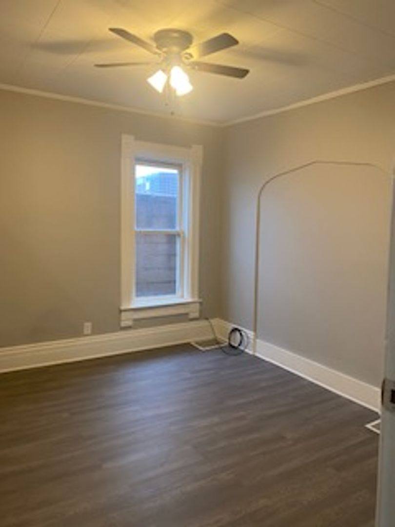 Apartment for rent at 117 W Main St, Morris, IL 60450