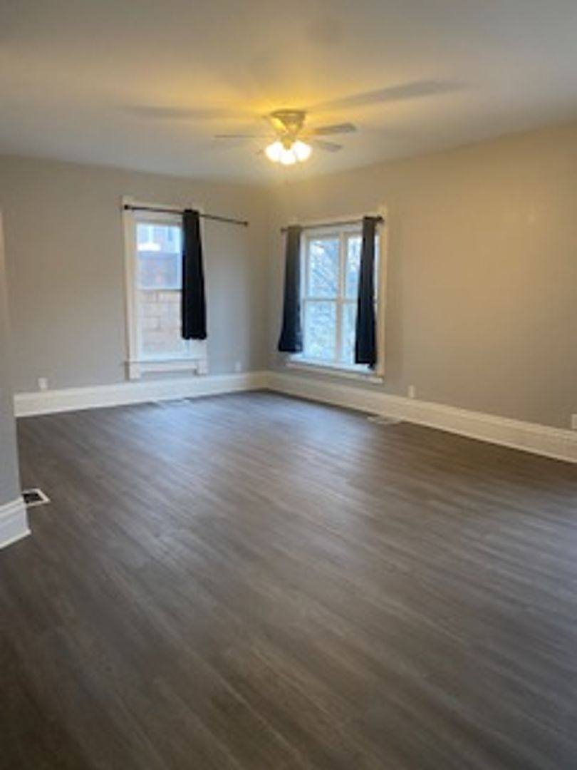 Apartment for rent at 117 W Main St, Morris, IL 60450