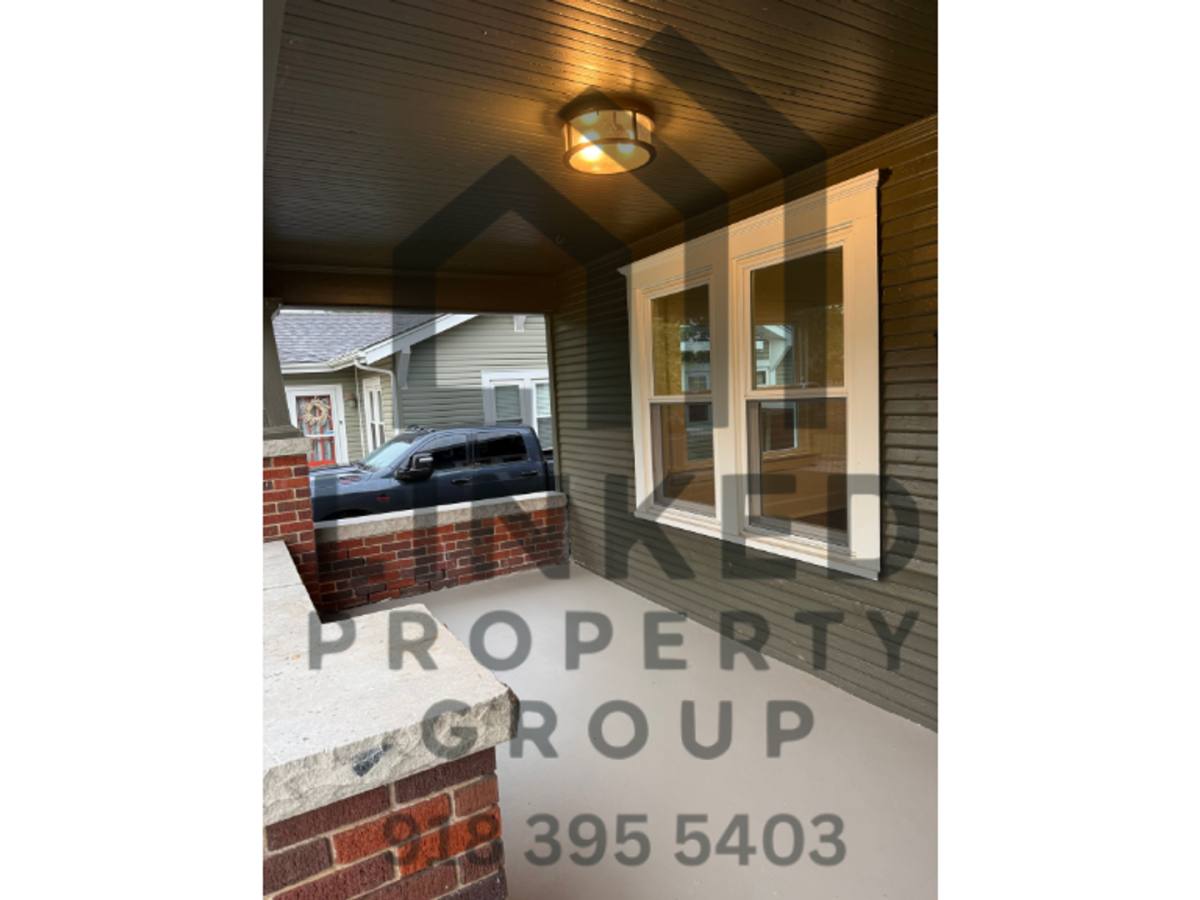 House for rent at 1525 S Dewey Ave, Bartlesville, OK 74003