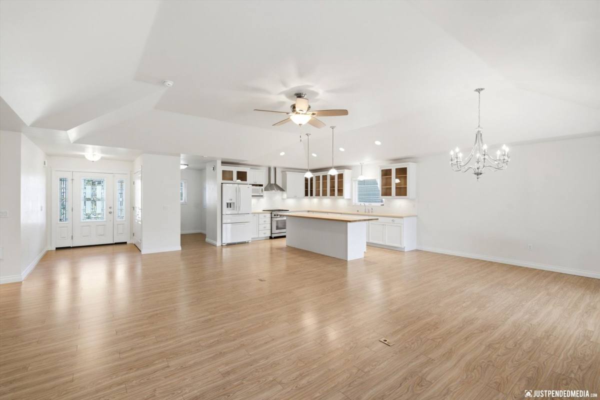 House for rent at 13351 Rosser Dr, Eagle River, AK 99577