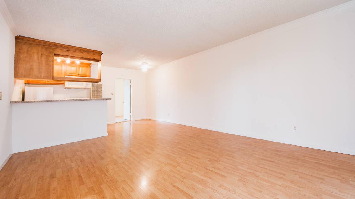 Apartment for rent at 4208 Sepulveda Blvd, Torrance, CA 90505