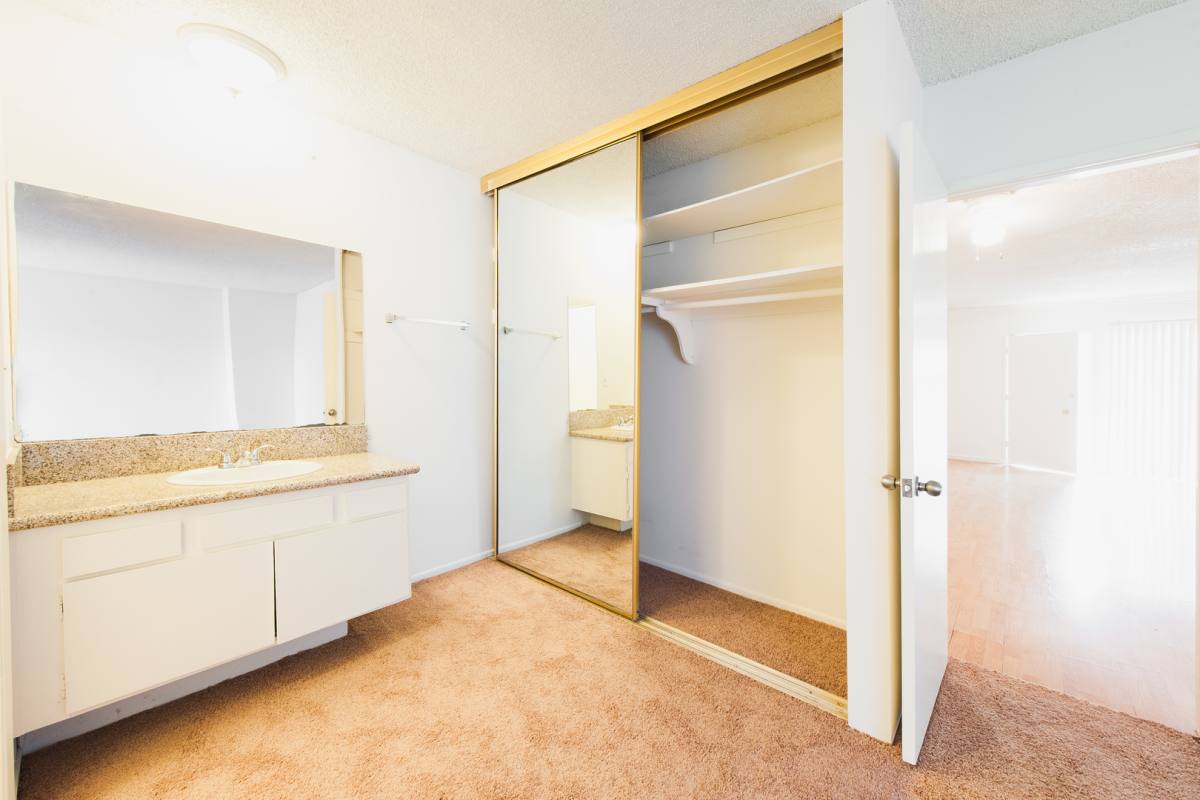 Apartment for rent at 4208 Sepulveda Blvd, Torrance, CA 90505