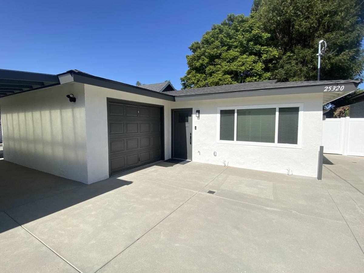 Apartment for rent at 25316-20 Cypress St, Lomita, CA 90717