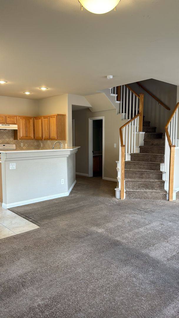 Townhouse for rent at 8764 Traveling Breeze #102, Las Vegas, NV 89178