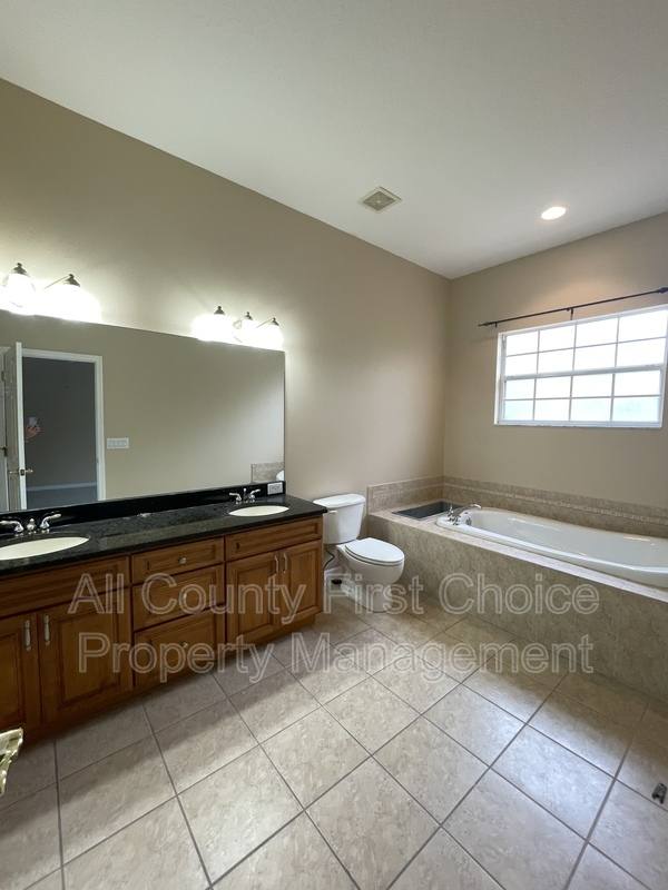 Townhouse for rent at 9718 Taylor Rose Lane, Seminole, FL 33777