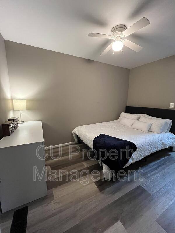 House for rent at 618 Dogwood Dr, Champaign, IL 61821