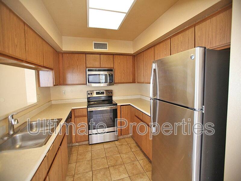 House for rent at 8832 W Saint John Rd, Peoria, AZ 85382