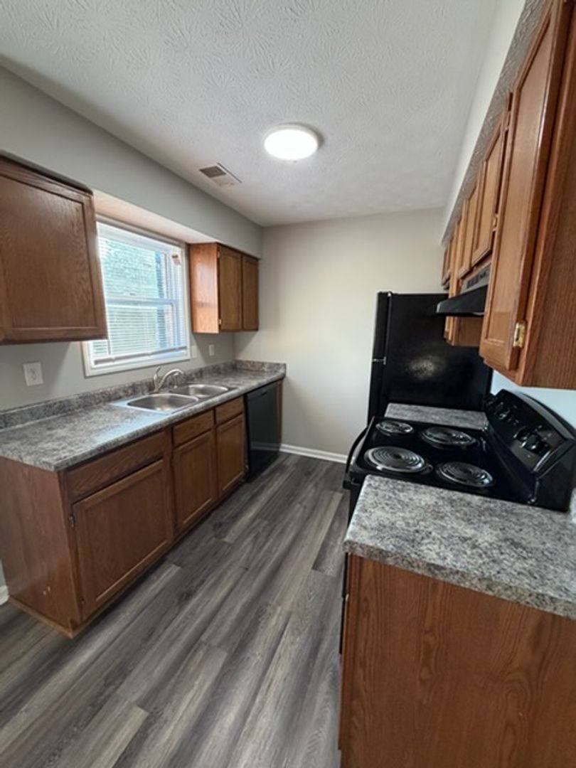 Apartment for rent at 217 Churchill Dr, Richmond, KY 40475
