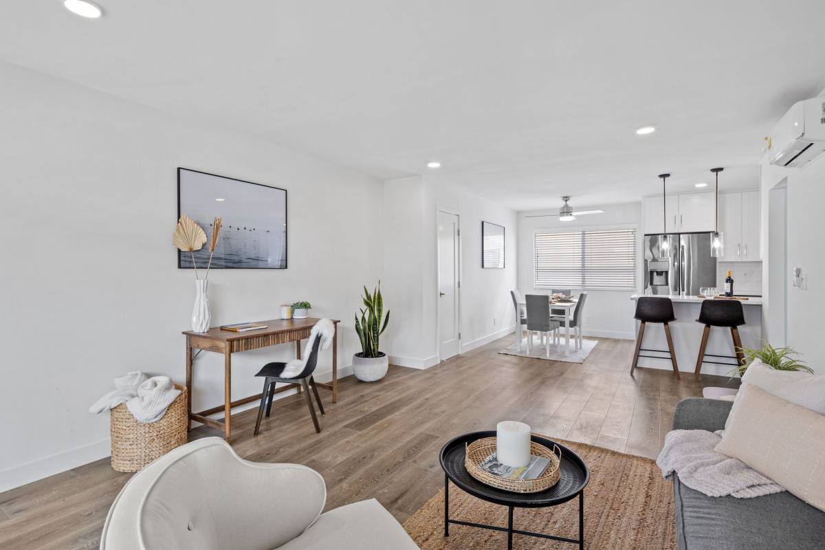Apartment for rent at 3828 W 226th St, Torrance, CA 90505