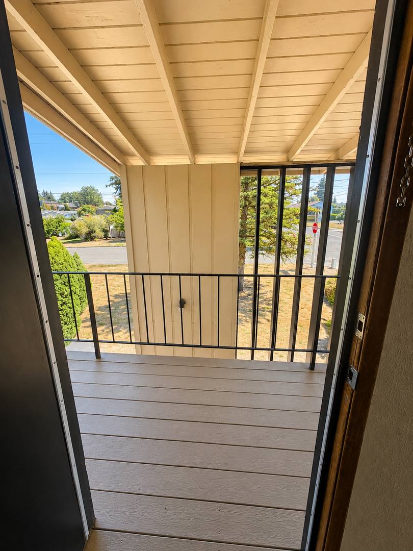 Apartment for rent at 130 Whitman St N, Monmouth, OR 97361