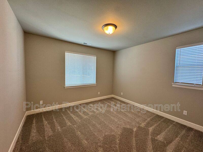 House for rent at 3835 SW Alava Court, Port Orchard, WA 98367