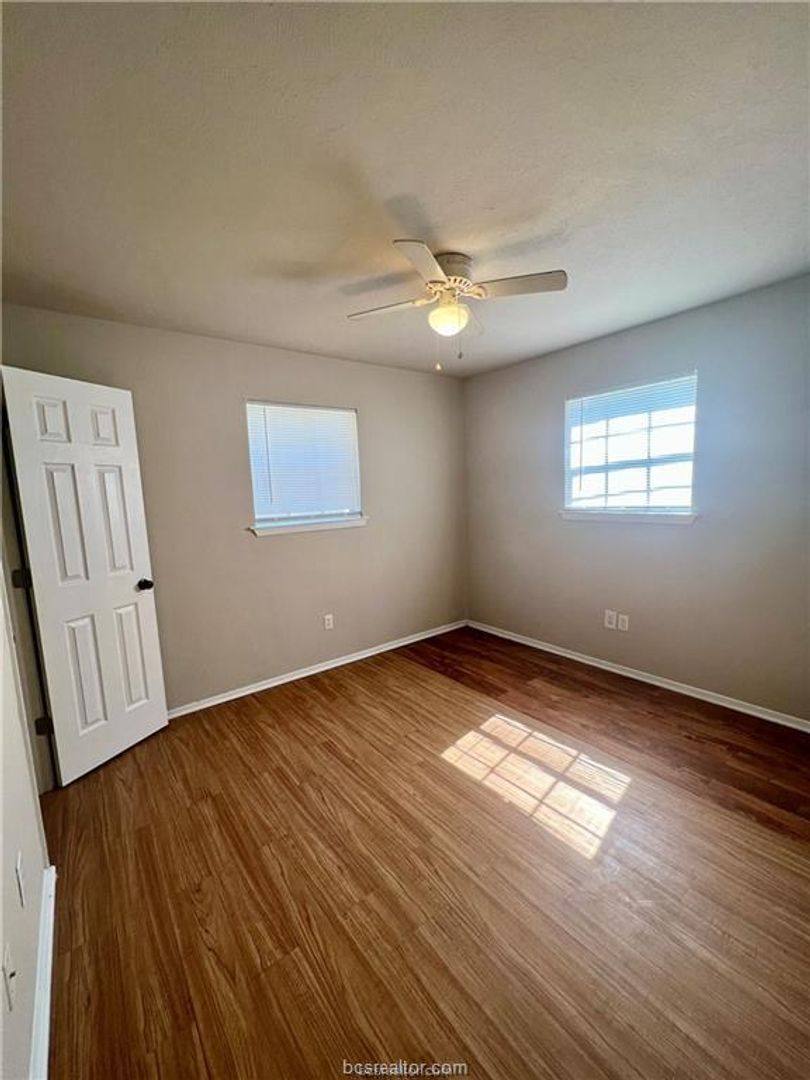 Apartment for rent at 2402 Jaguar Dr, Bryan, TX 77807