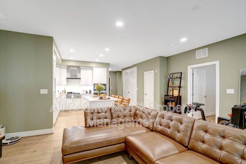 Apartment for rent at 635 Slaters Lane #101, Alexandria, VA 22314