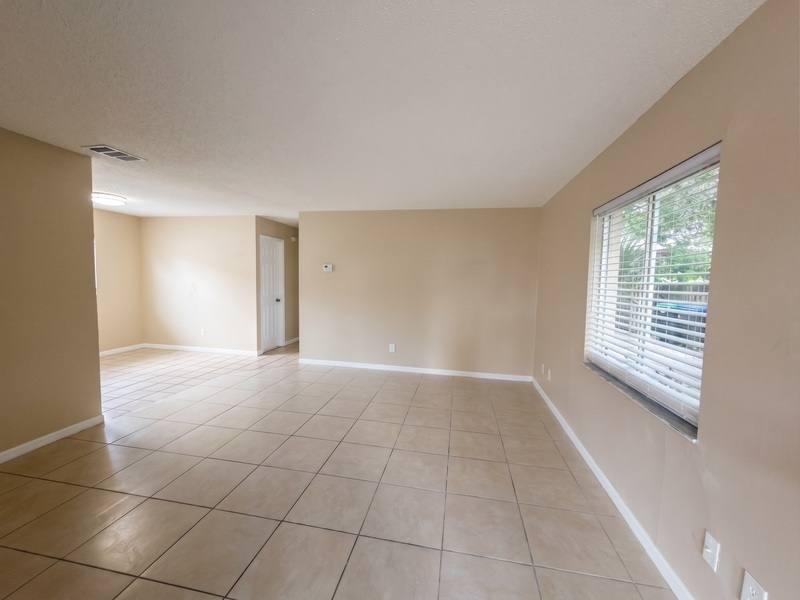 Apartment for rent at 5523 Lehigh Ave, Orlando, FL 32807