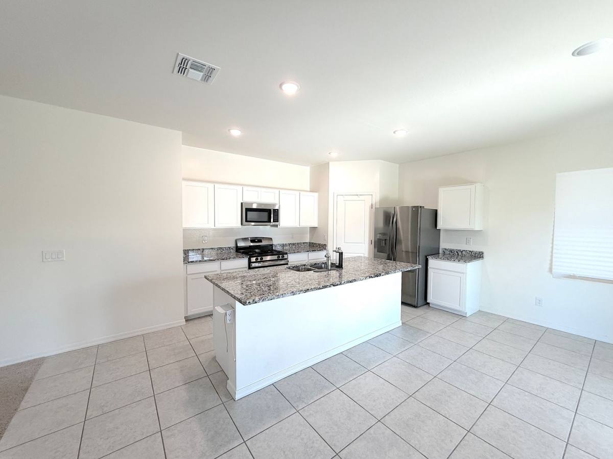 5725 W Willow Ridge Dr, Laveen, AZ 85339 - House for Rent - Image 8