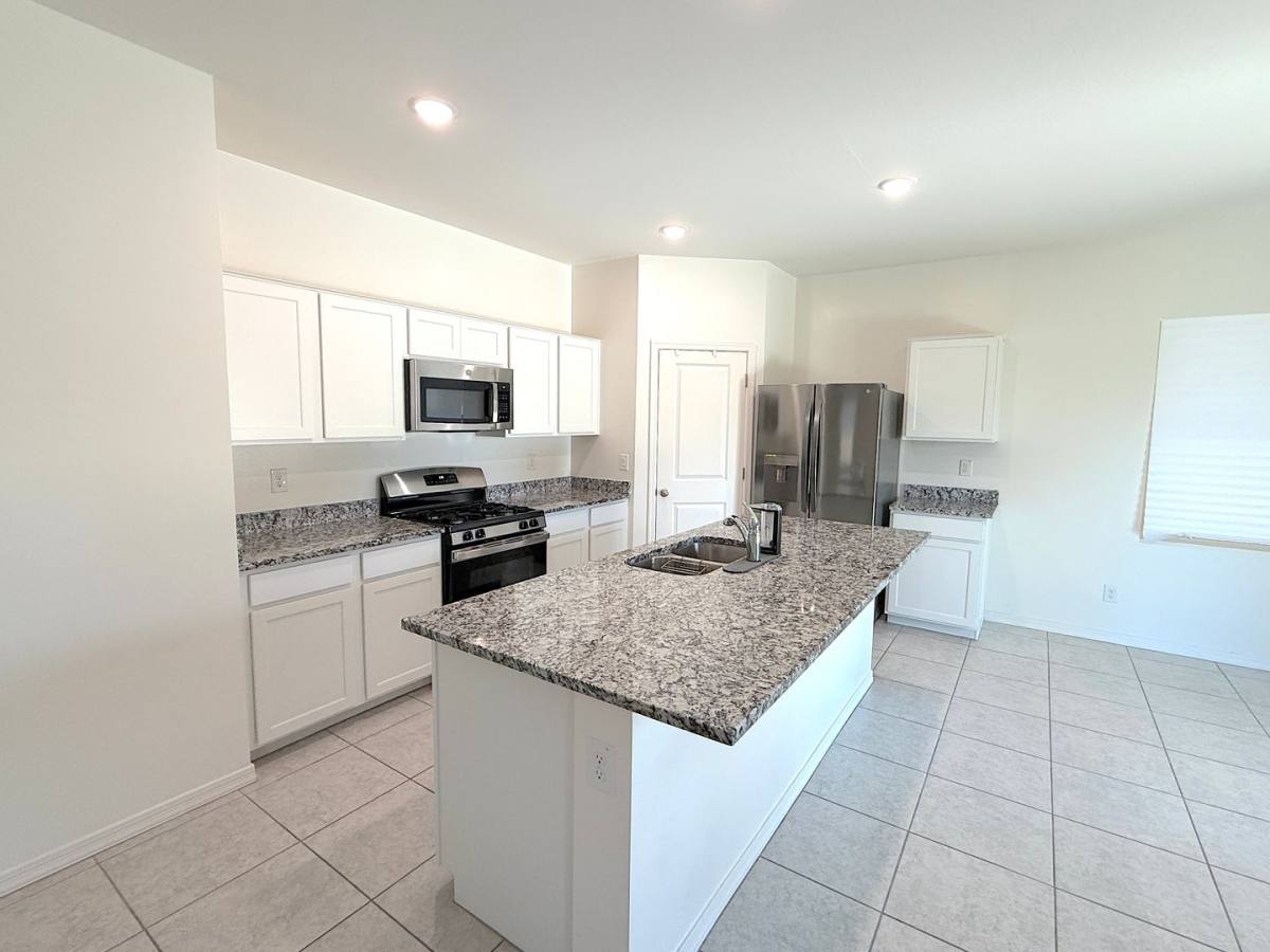 5725 W Willow Ridge Dr, Laveen, AZ 85339 - House for Rent - Image 9
