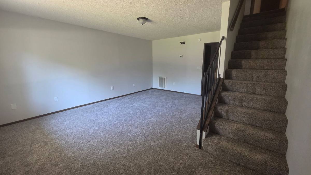 Apartment for rent at 9 St Francois Ave, Farmington, MO 63640