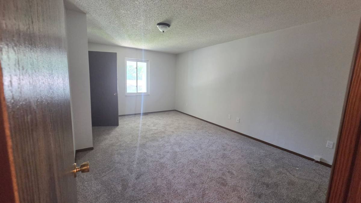 Apartment for rent at 9 St Francois Ave, Farmington, MO 63640