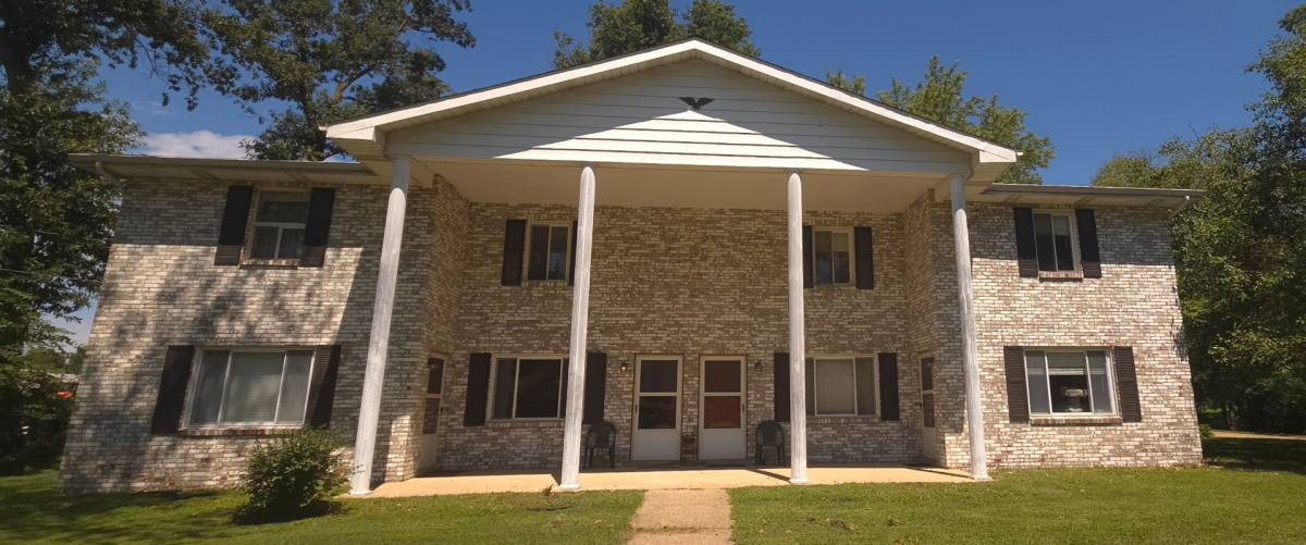 Apartment for rent at 9 St Francois Ave, Farmington, MO 63640