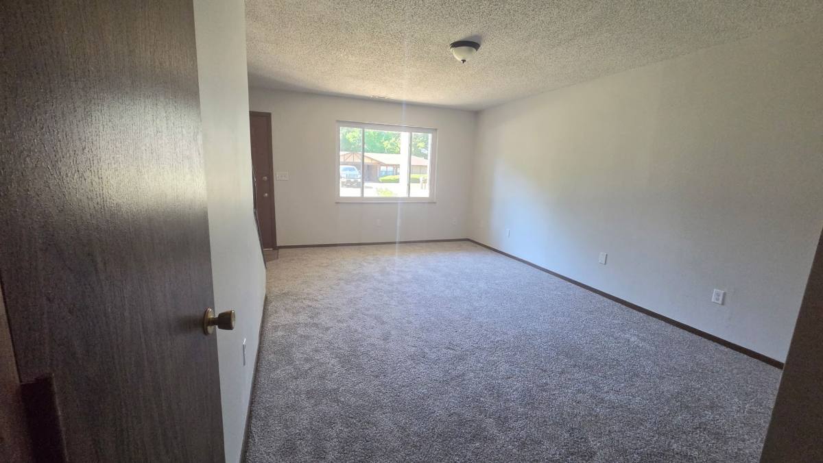 Apartment for rent at 9 St Francois Ave, Farmington, MO 63640