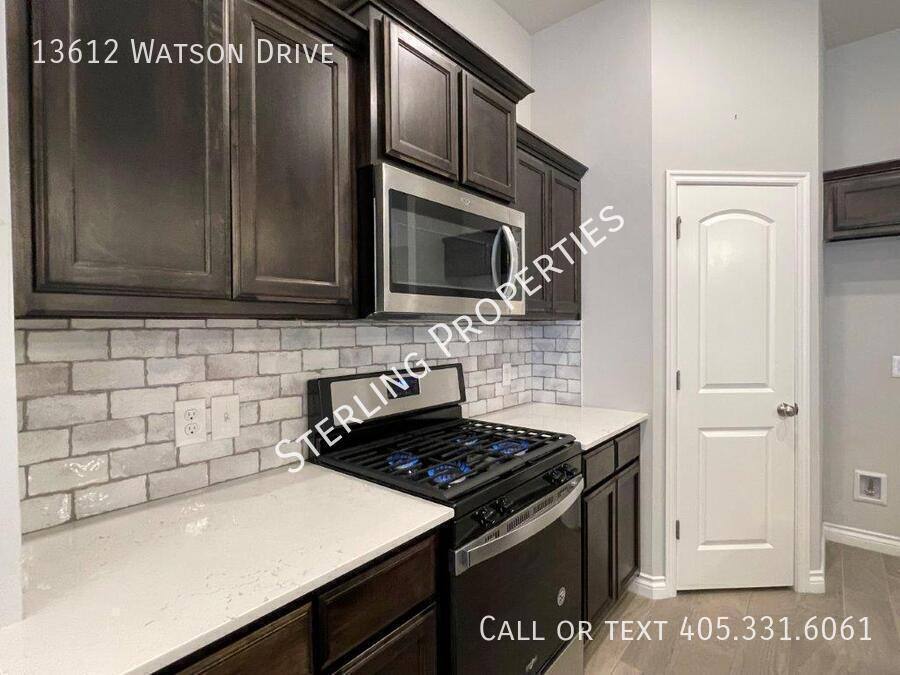 House for rent at 13612 Watson Dr, Piedmont, OK 73078