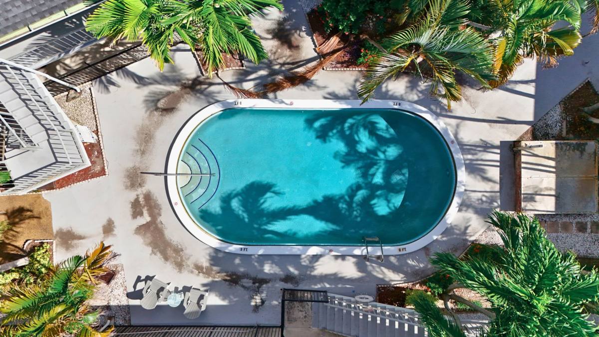 Apartment for rent at 901 NE 18th Court, Fort Lauderdale, FL 33305