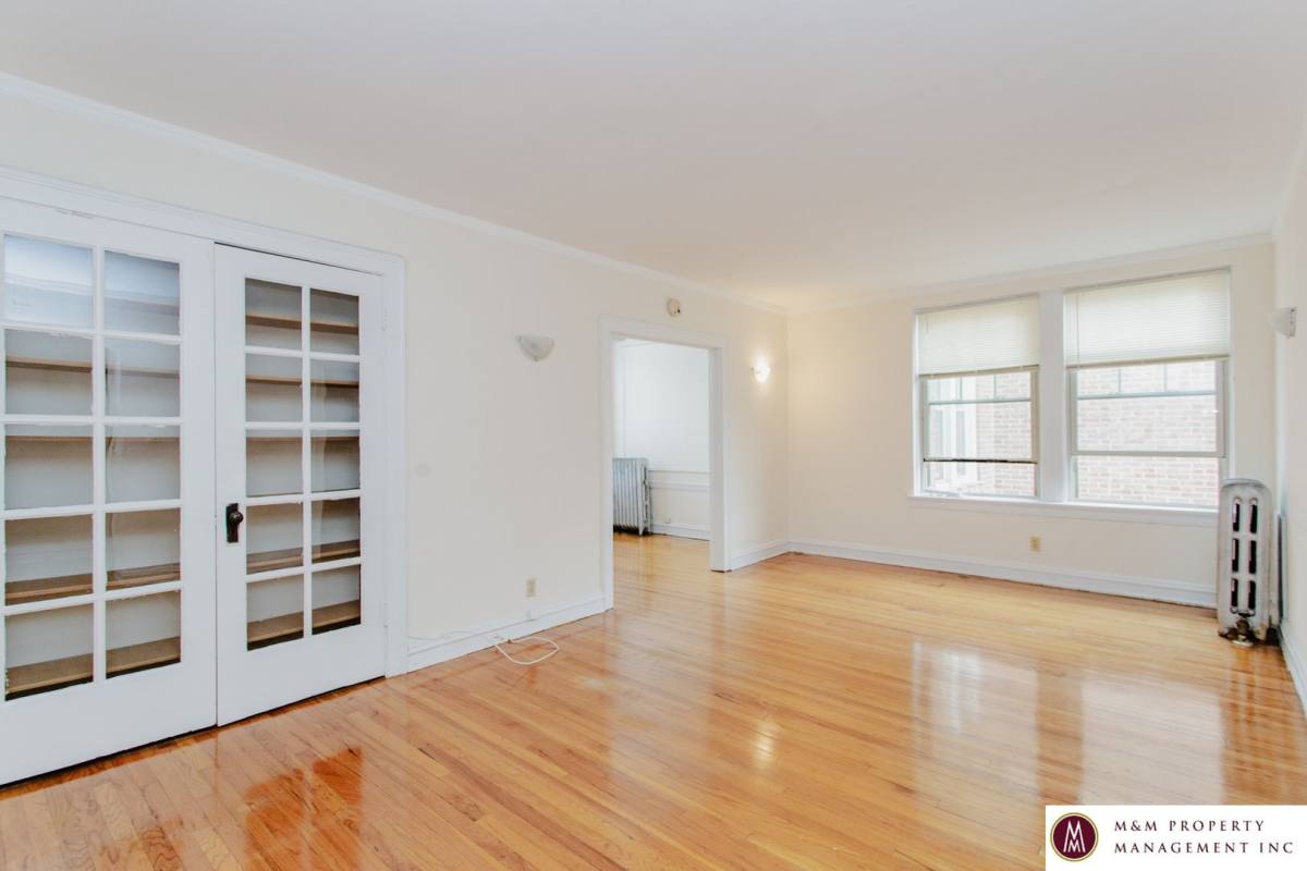 Apartment for rent at Donald Alexander Building, 437 S Kenilworth, Oak Park, IL 60302