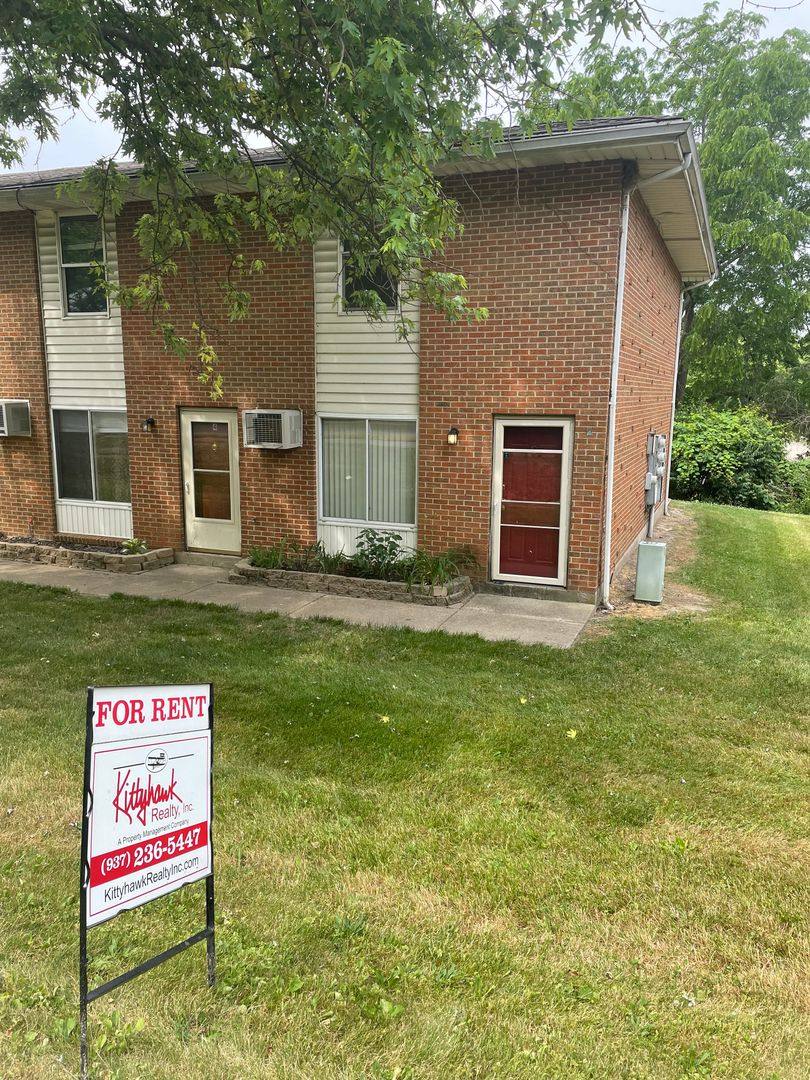 Apartment for rent at 607 S Linden Ave, Miamisburg, OH 45342