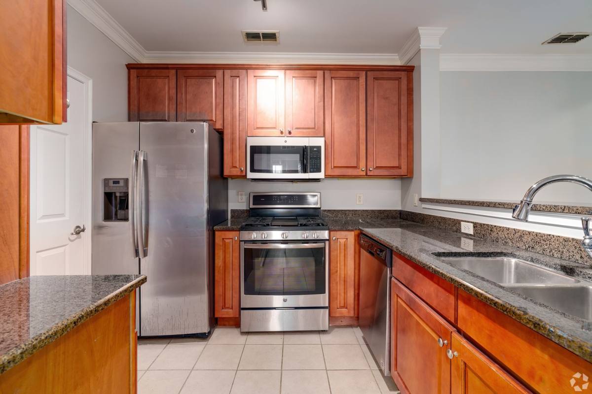 Apartment for rent at 154 Tuskawilla Rd, Winter Springs, FL 32708