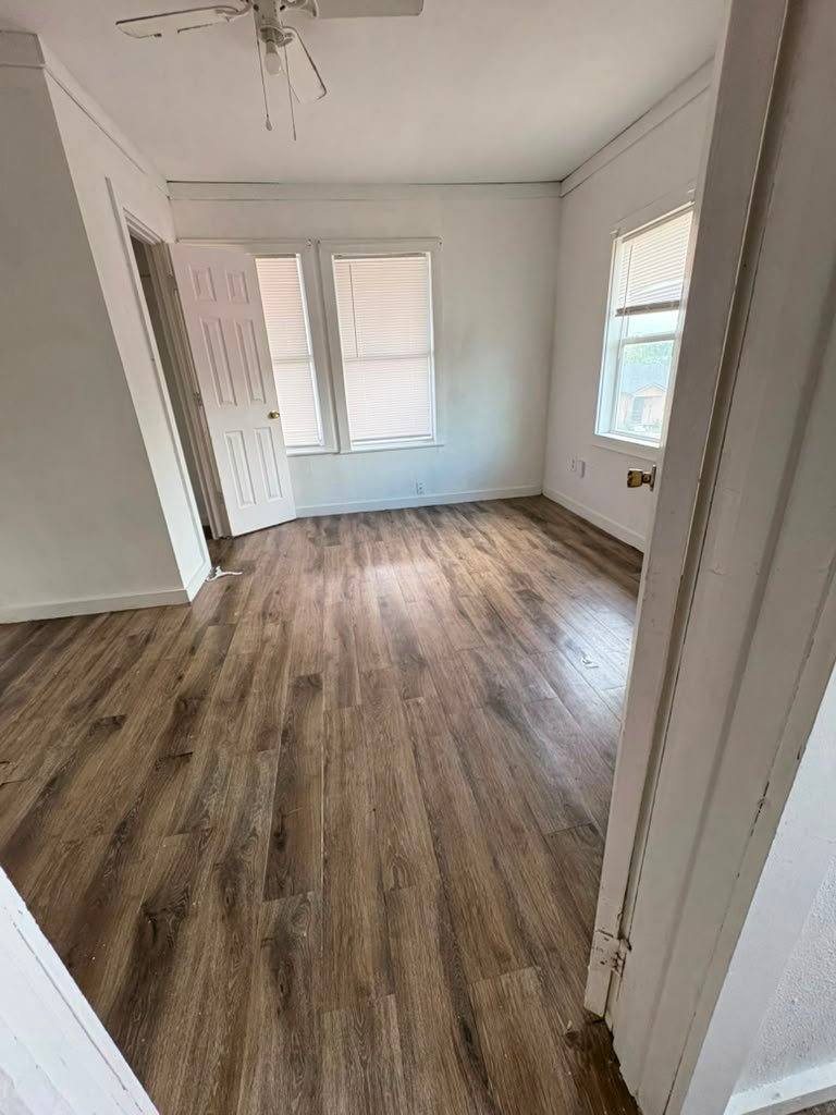 Apartment for rent at 122 W Washington Ave, Harlingen, TX 78550
