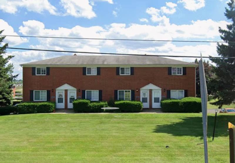 Townhouse for rent at 4640 Applegrove NW, North Canton, OH 44720