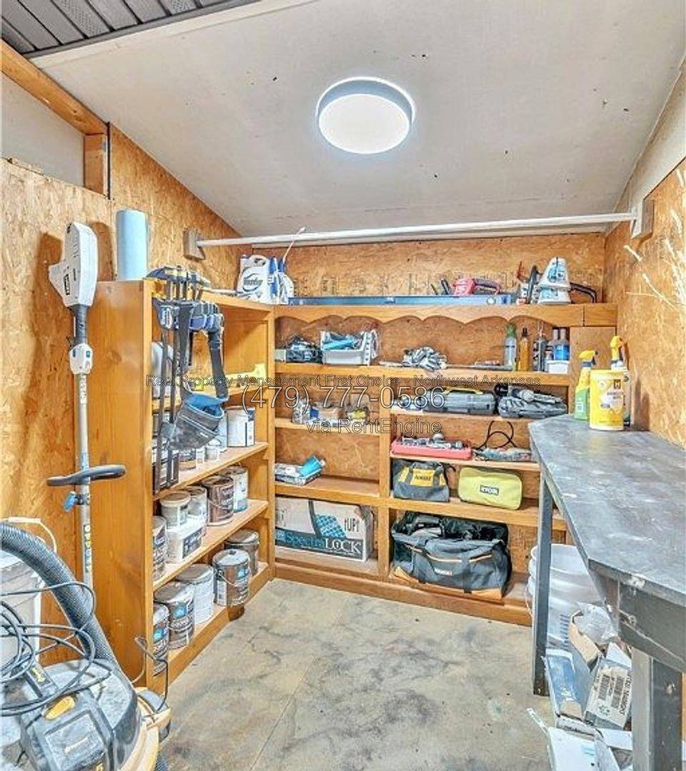 House for rent at 2 Sutton Lane, Bella Vista, AR 72715