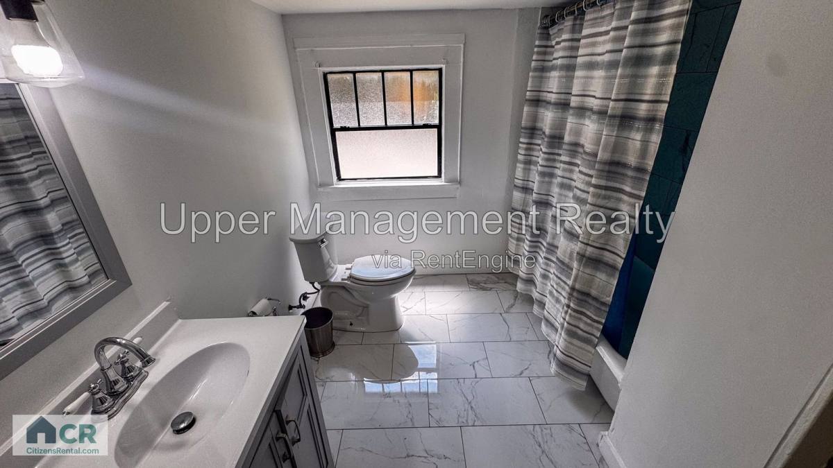 Apartment for rent at 1601 Broadway St, New Orleans, LA 70118