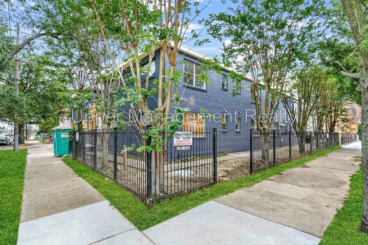 Apartment for rent at 1711 Saint Andrew St #1711 1A, New Orleans, LA 70113