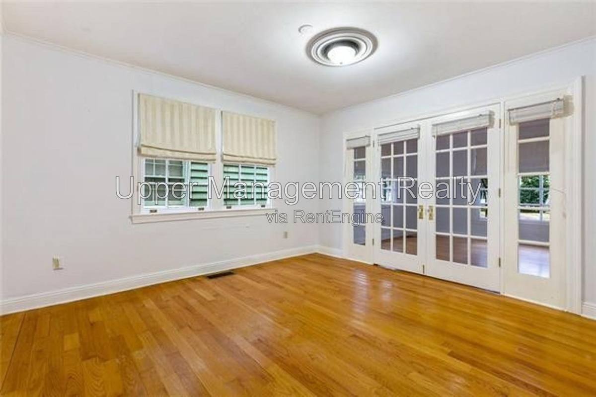 House for rent at 2330 Palmer Ave, New Orleans, LA 70118
