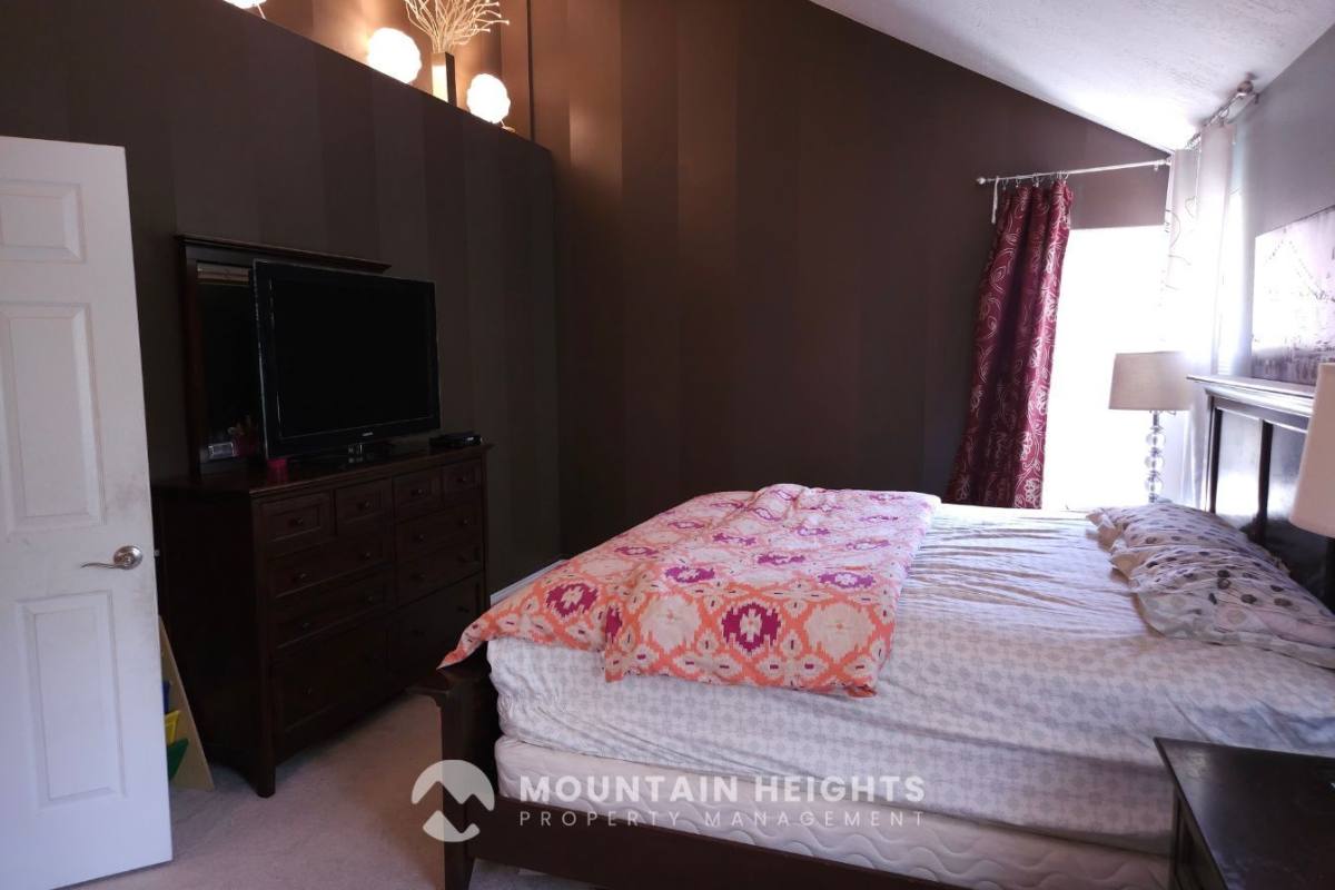 House for rent at 2096 Rainbow Point Dr, Salt Lake City, UT 84124