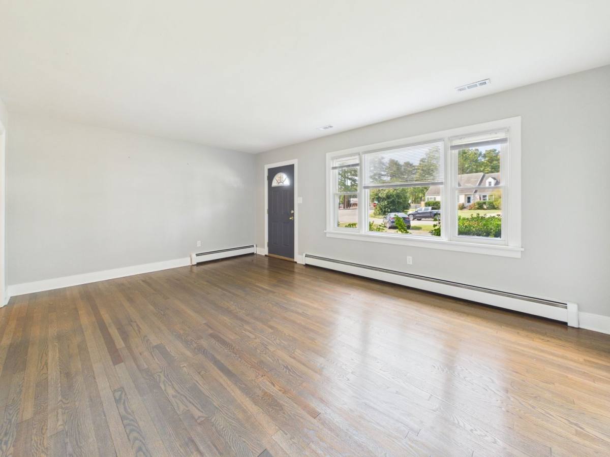House for rent at 5800 Fitzhugh Ave, Richmond, VA 23226