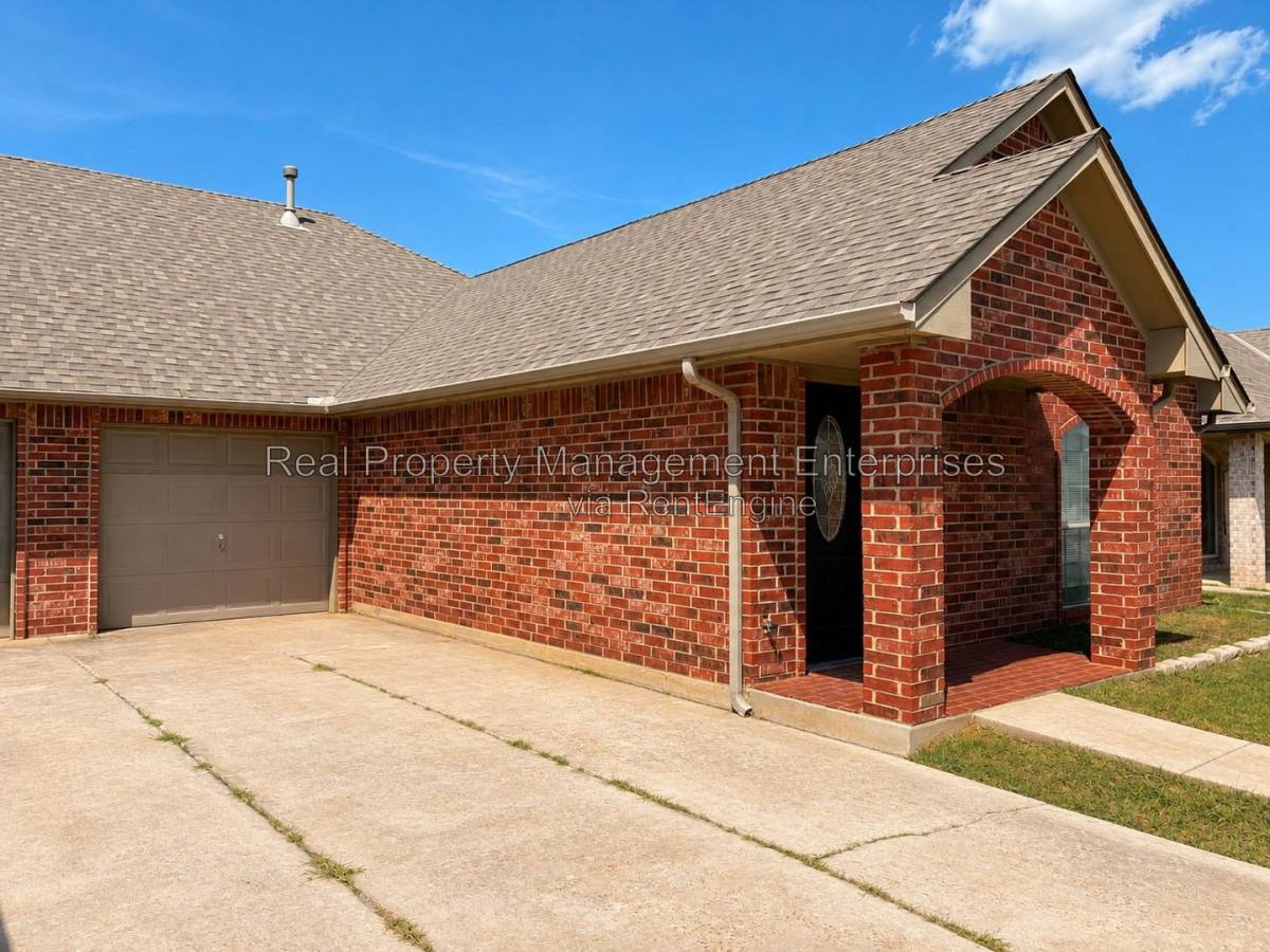 Apartment for rent at 4713 Castle Bay Cove, Oklahoma City, OK 73115