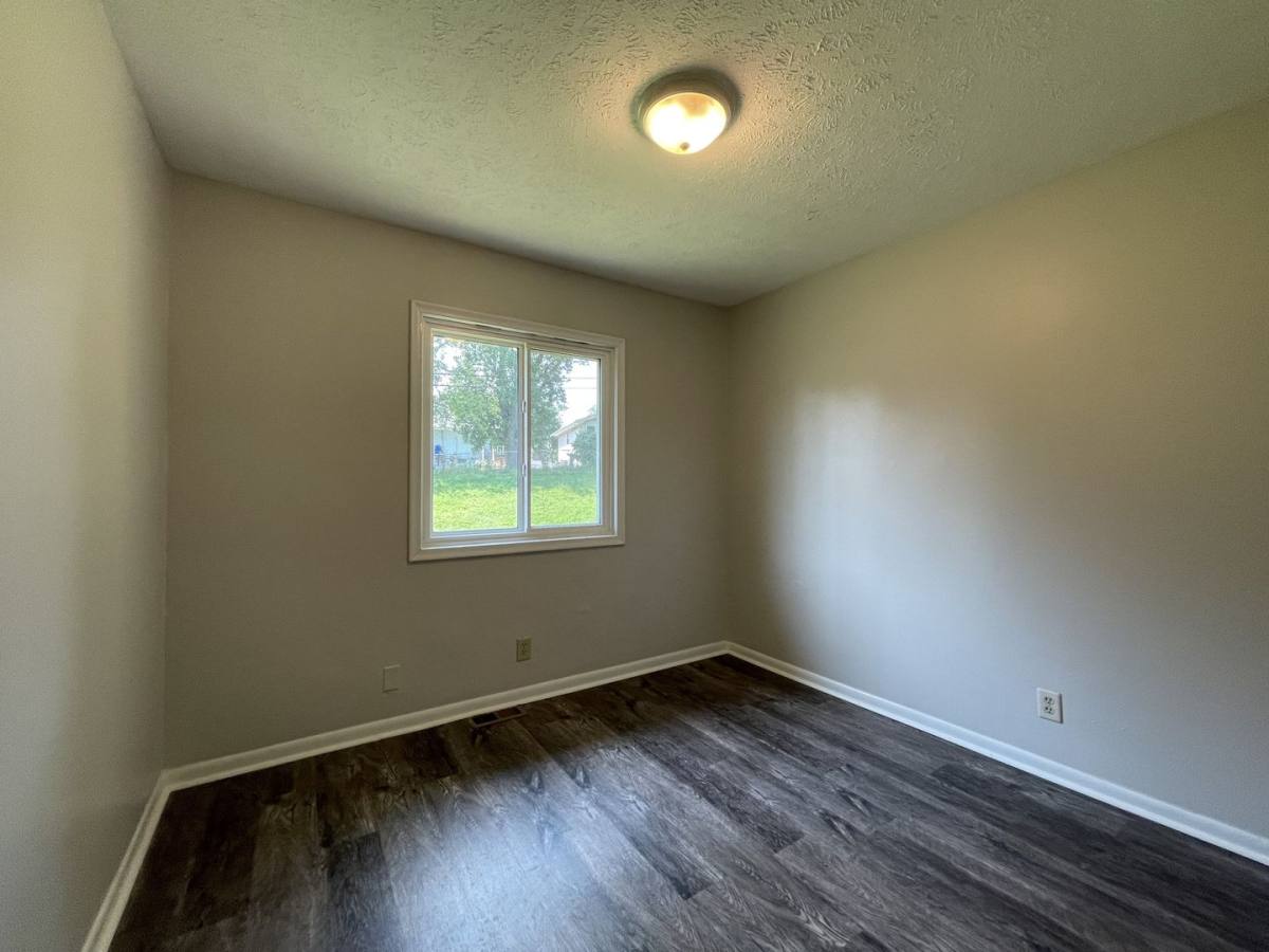 House for rent at 7508 Elm Dr, La Vista, NE 68128