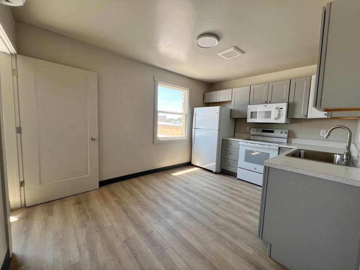 Apartment for rent at 83 N Broadway, Blackfoot, ID 83221