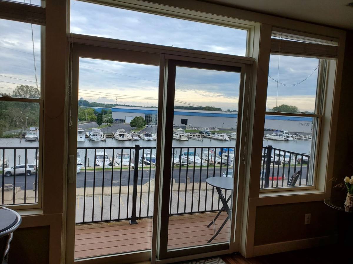 Condo for rent at 1221 Broad St, St. Joseph, MI 49085