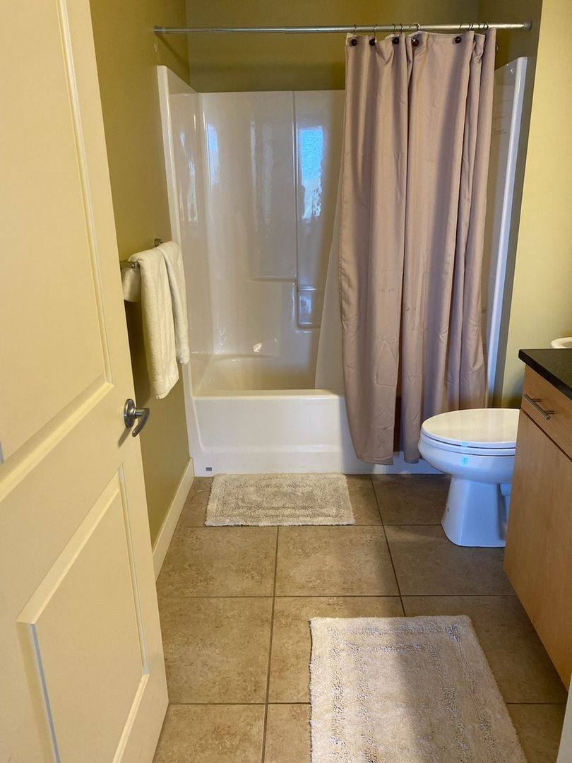 Condo for rent at 1221 Broad St, St. Joseph, MI 49085