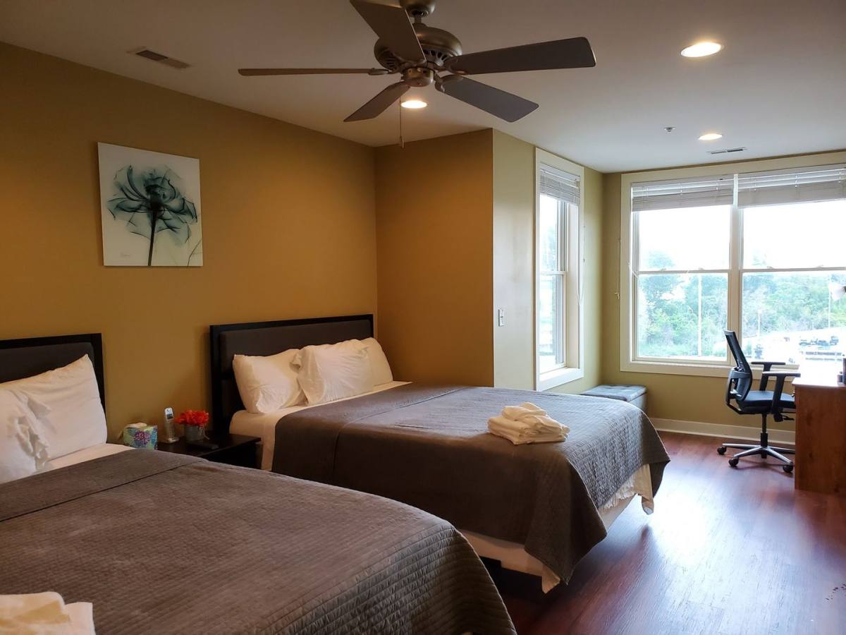 Condo for rent at 1221 Broad St, St. Joseph, MI 49085