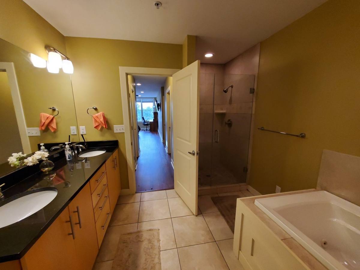 Condo for rent at 1221 Broad St, St. Joseph, MI 49085