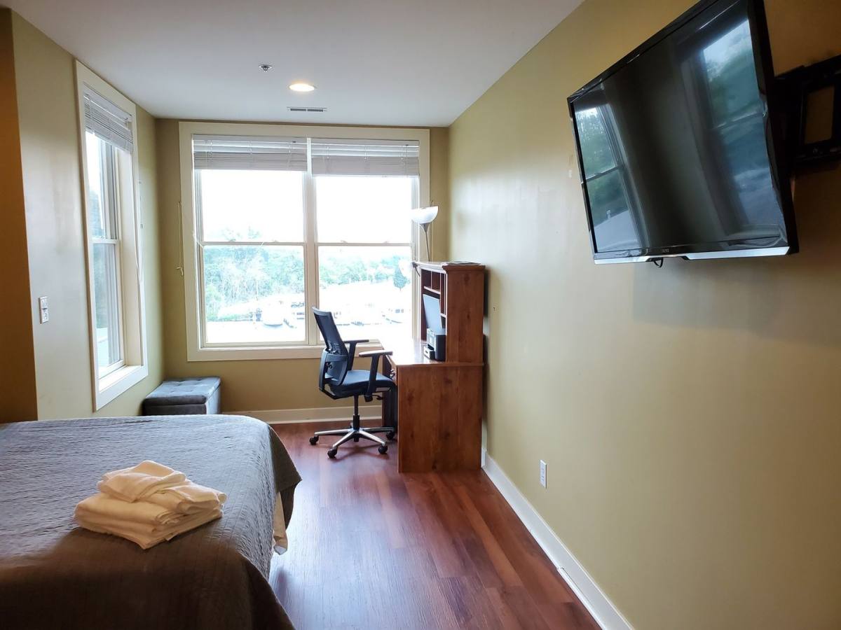 Condo for rent at 1221 Broad St, St. Joseph, MI 49085