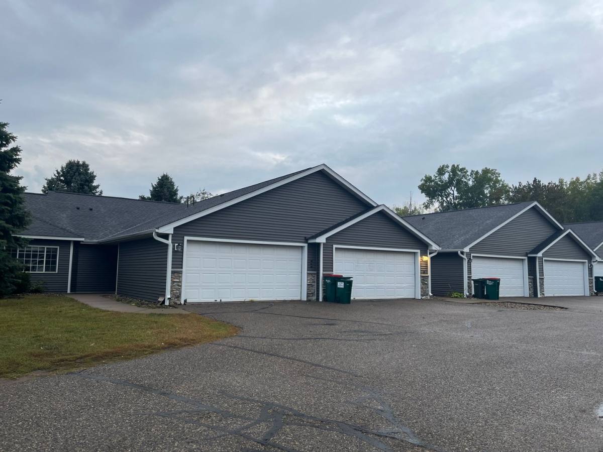 Townhouse for rent at 1701 Industrial St, Hudson, WI 54016