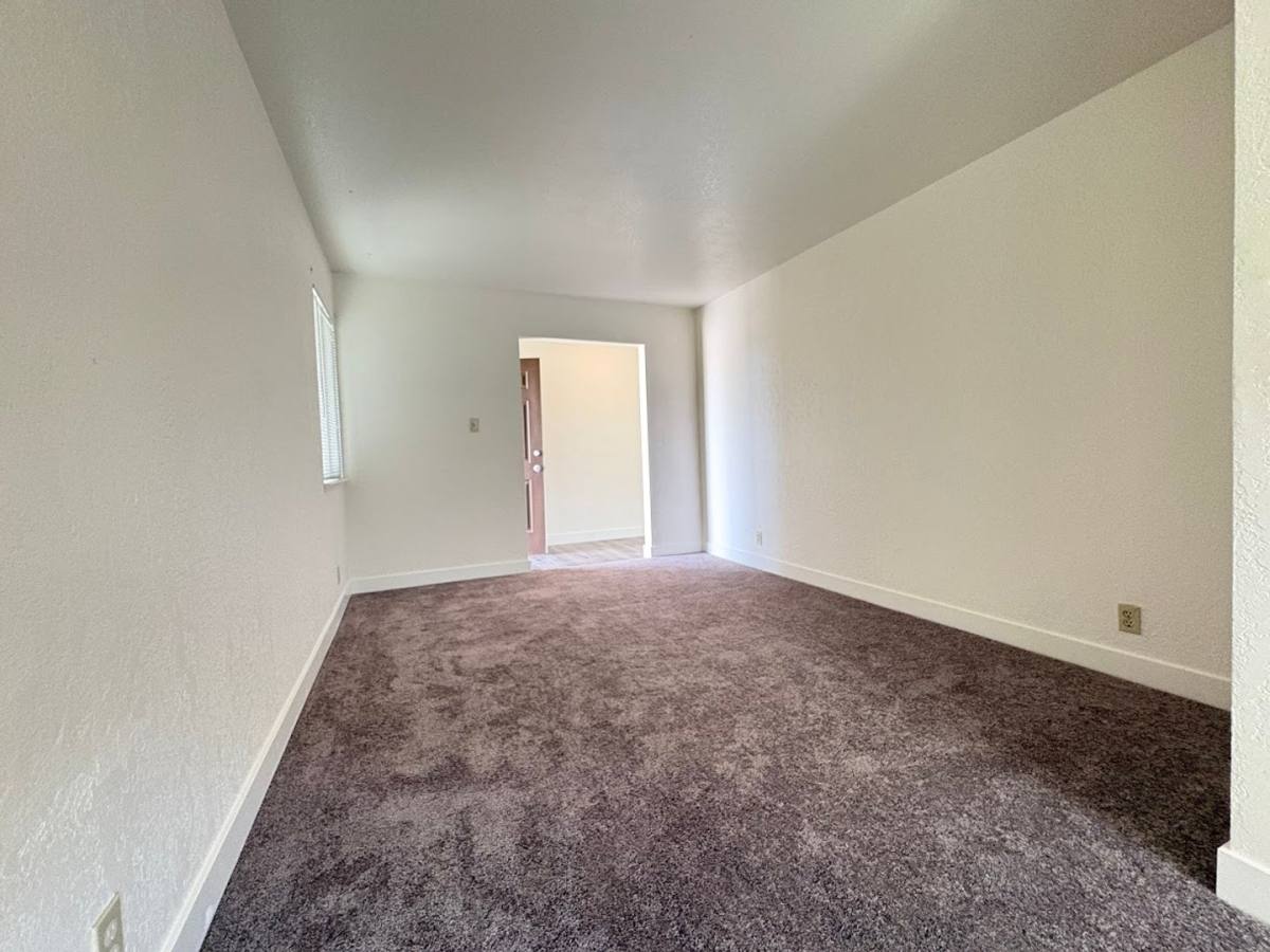 House for rent at 900 Wendy Hope Dr, Galt, CA 95632
