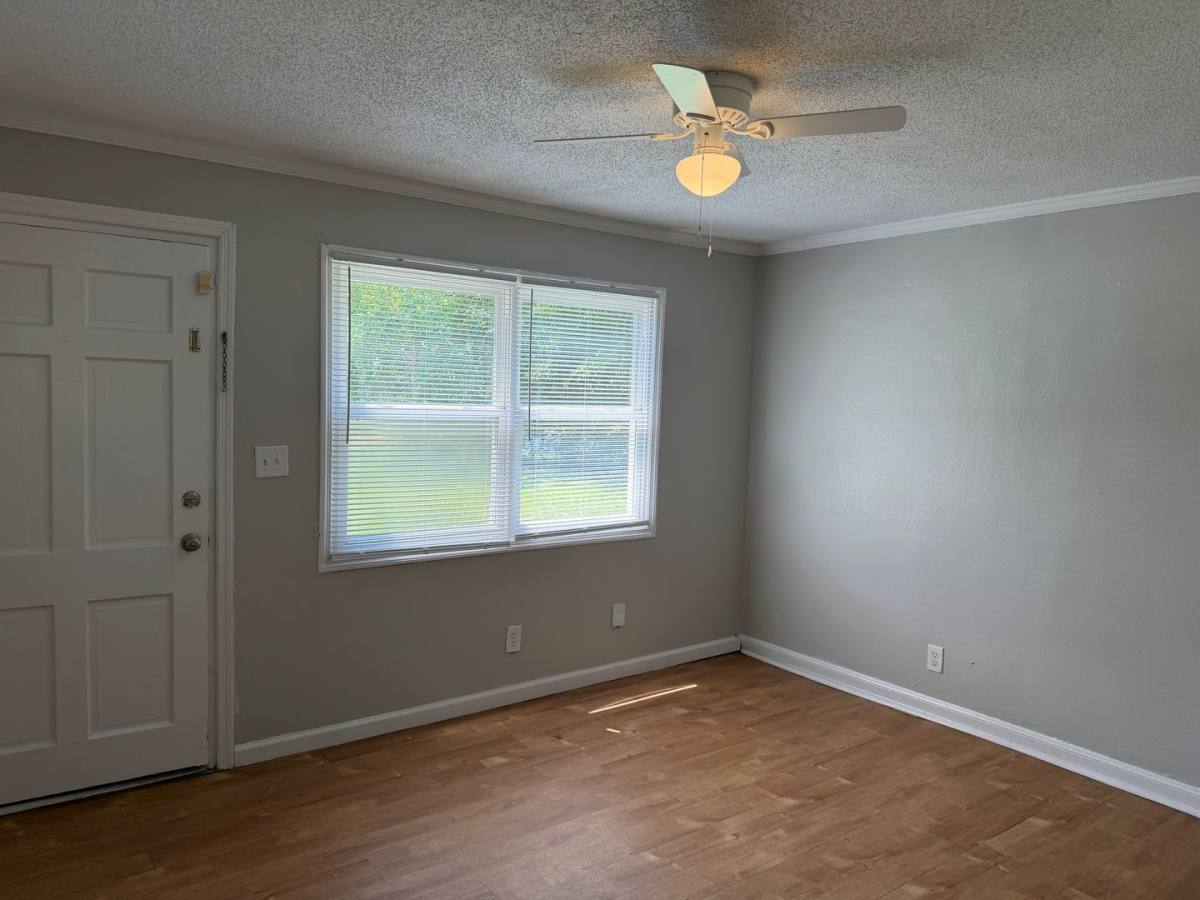 Apartment for rent at 1305 8th Ave, Albany, GA 31707