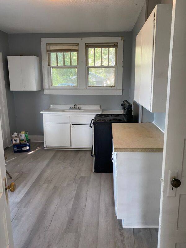 Apartment for rent at 1301 Glover St #A, Orangeburg, SC 29115